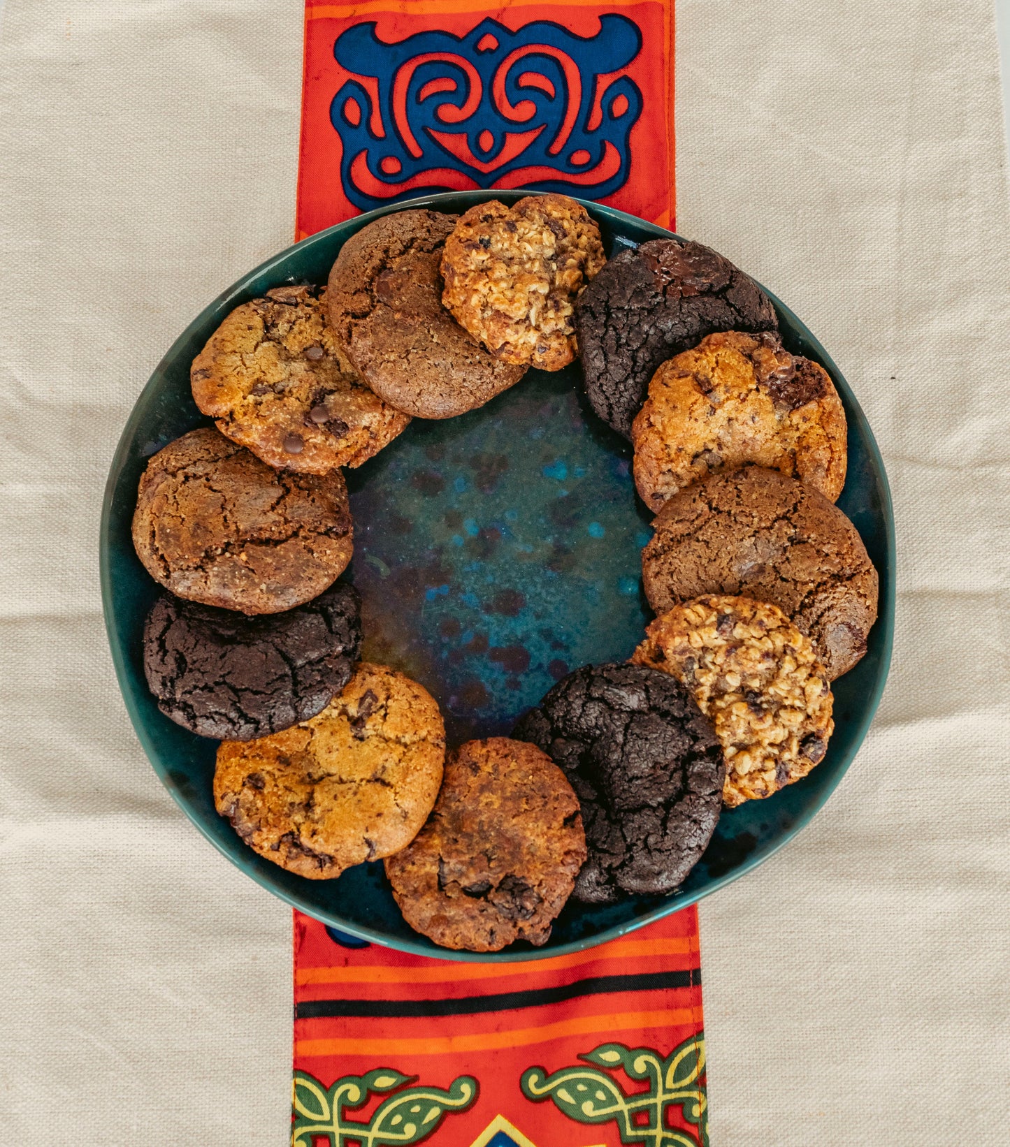 Handmade Ramadan Platter with 15 Cookies 🌙✨